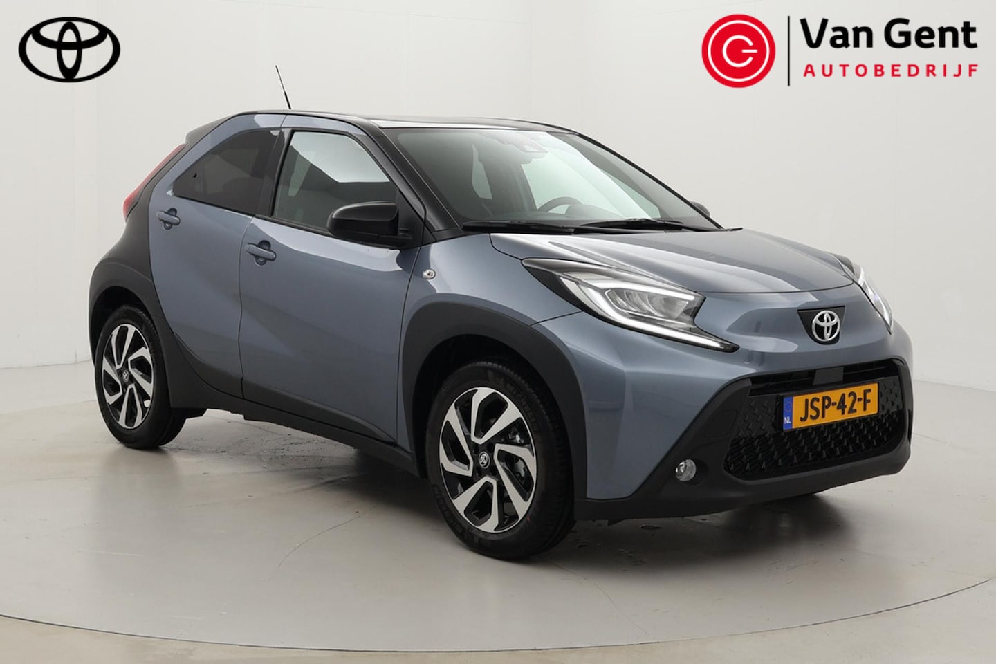 Toyota Aygo X - 1.0 VVT-i MT Pulse | Apple Carplay / Android Auto | Adaptive Cruise | LED | Clima | Camera - AutoWereld.nl