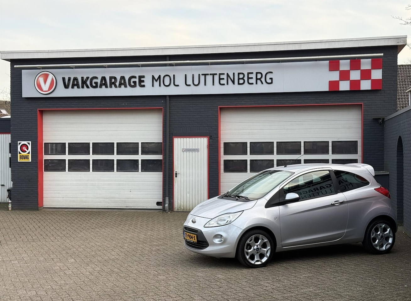 Ford Ka - 1.2 69pk Metal, AIRCO, STOELVERWARMING, PDC - AutoWereld.nl