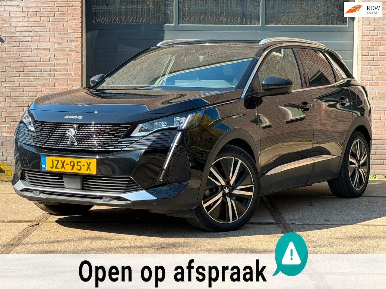 Peugeot 3008 - 300pk HYbrid4 GT Pack | Nappa Leder | Handsfree achterklep | Focal Audio | Massagestoelen - AutoWereld.nl