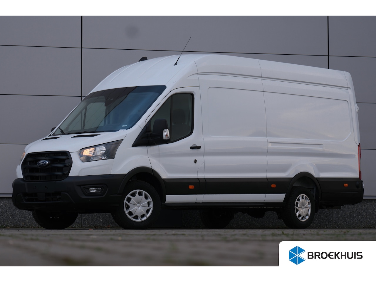 Ford Transit - 350 2.0 TDCI L4H3 Trend RWD Nieuw! | Elek. Stoel | Trekhaak | All-Season Banden | Houten L - AutoWereld.nl