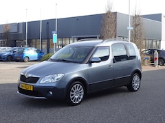 Skoda Roomster - 1.2 TSI Tour Airco Trekhaak Nieuwe Apk