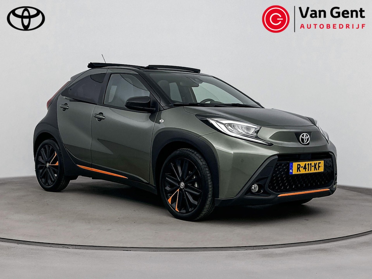 Toyota Aygo X - 1.0 VVT-i S-CVT Limited | Elektrisch vouwdak | Navigatie | Stoelverwarming | LED | Adaptiv - AutoWereld.nl