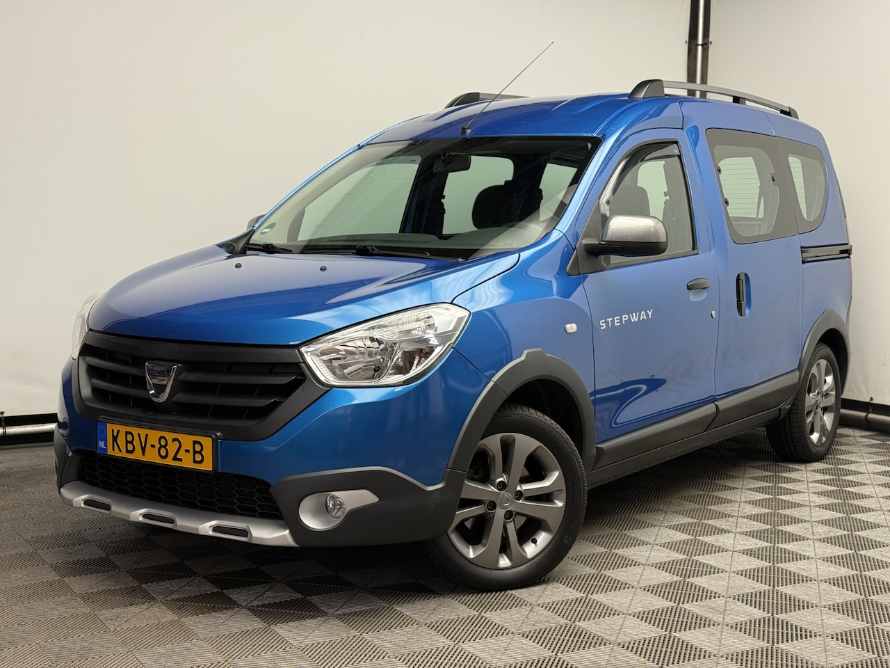 Dacia Dokker - 1.2 TCe Stepway Navi Airco LM Trekhaak - AutoWereld.nl