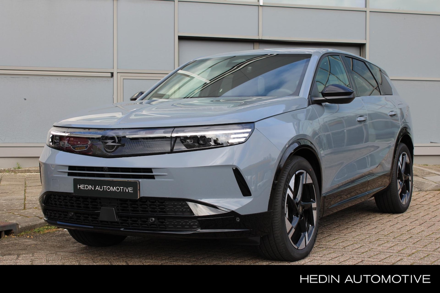 Opel Grandland - 1.6 Turbo Plug-in-Hybrid Ultimate | Panoramadak | Massagestoelen | Stoelventilatie | 20" L - AutoWereld.nl