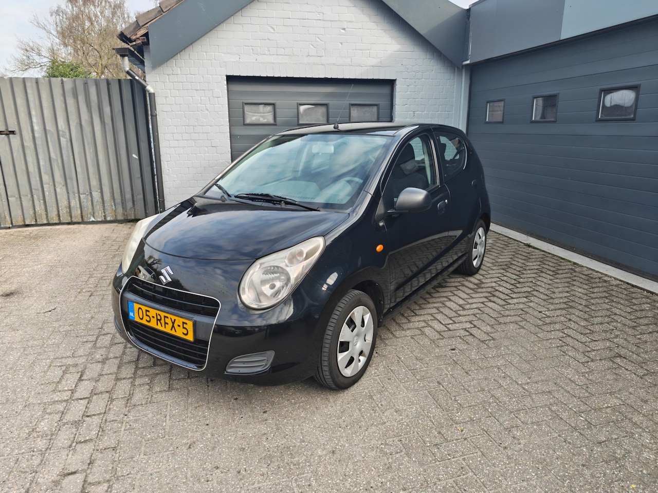 Suzuki Alto - 1.0 Comfort Plus 1.0 Comfort Plus,Airco,Elektrische ramen,Centrale deur vergrendeling - AutoWereld.nl