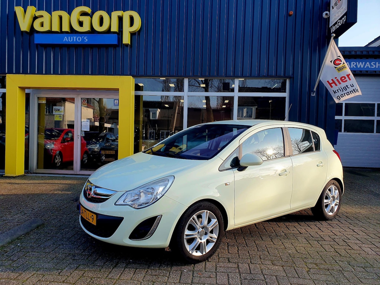 Opel Corsa - 1.4-16V Cosmo All-in prijs! - AutoWereld.nl