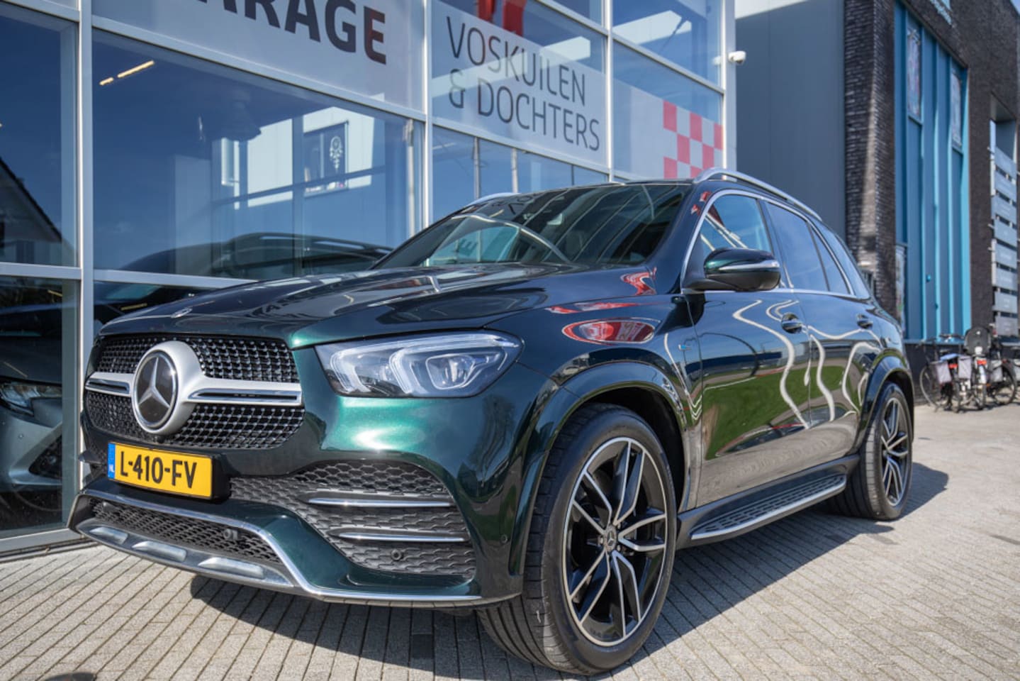 Mercedes-Benz GLE-Klasse - 350 e 4MATIC AMG Premium Panoramadak - AutoWereld.nl