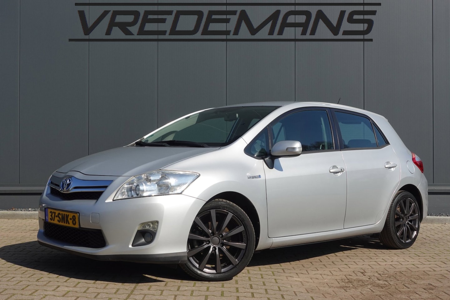 Toyota Auris - 1.8 Full Hybrid Dynamic / Android Auto - AutoWereld.nl