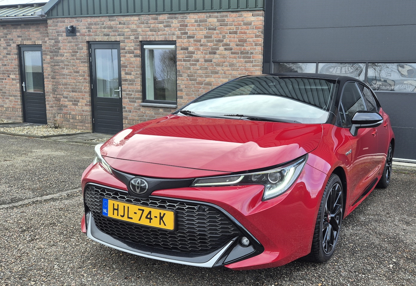 Toyota Corolla - 2.0 Hybrid GR-Sport Plus Vol optie - 89.462 km - Keyless - ACC - Verwarmde stuur en stoelen - Massage - Rijstrookse - AutoWereld.nl