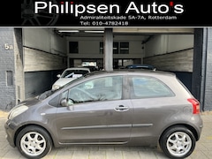 Toyota Yaris - 1.3 VVTi Sol Automaat