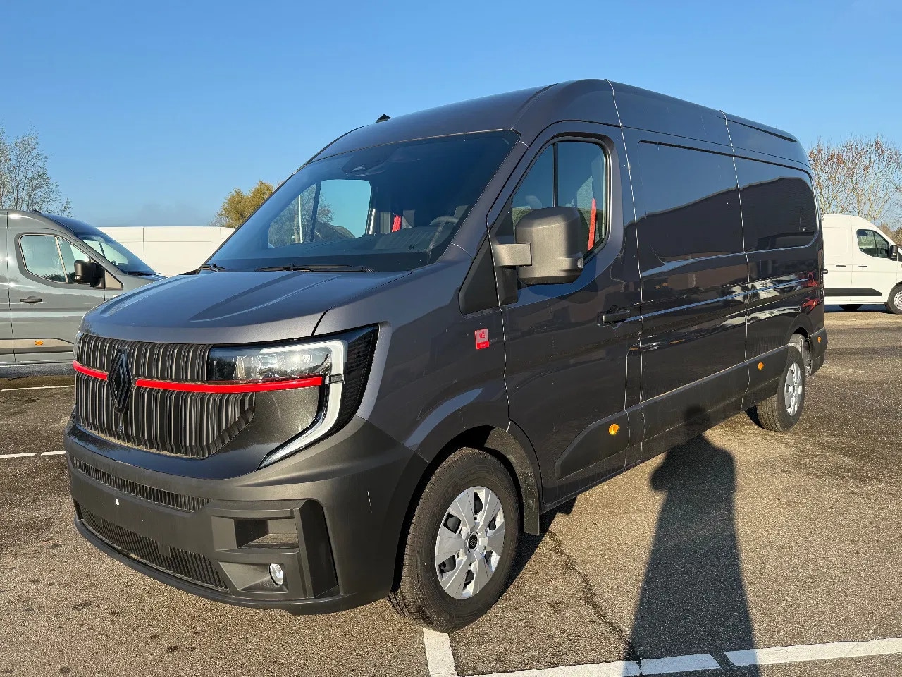 Renault Master - DCI 150pk Red Edition L3H2 NIEUW/ BPM VRIJ / VOORRAAD - AutoWereld.nl