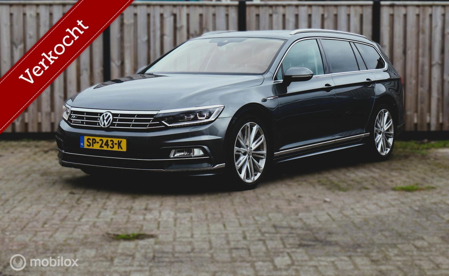 Volkswagen Passat Variant - 2.0 BiTDI Highline full options - AutoWereld.nl
