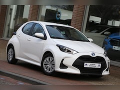 Toyota Yaris - 1.5 Hybrid Active Navi Carplay Camera ACC Stoelverw