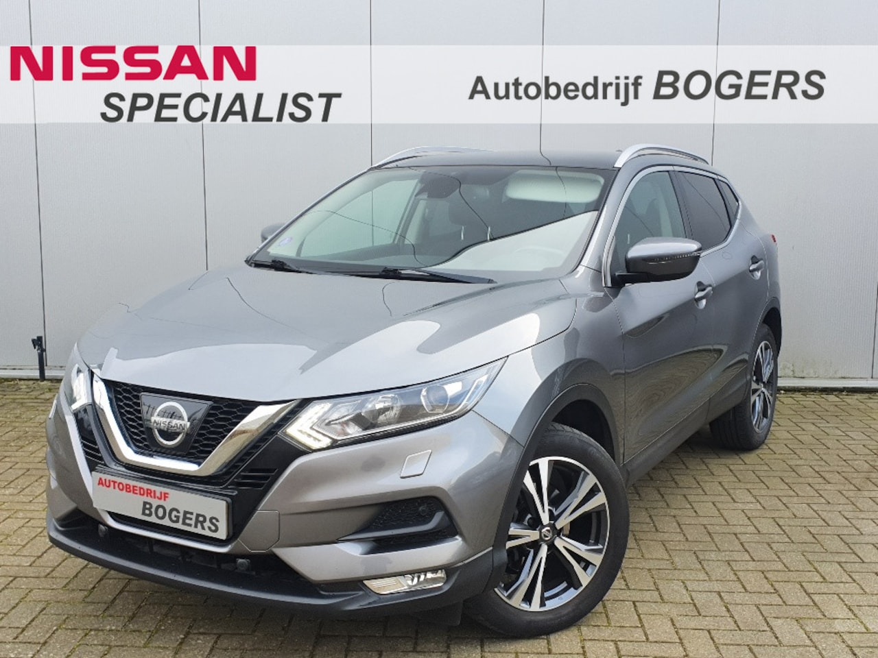 Nissan Qashqai - 1.6 DIG-T 163 Pk Acenta Navigatie, Panoramadak, 18"Lm, Climate Control, Trekhaak, Cruiseco - AutoWereld.nl