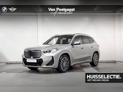 BMW iX1 - eDrive20 | M-Sport | Driving Assistant | Parking Assistant | Stoelverwarming | Trekaak | H