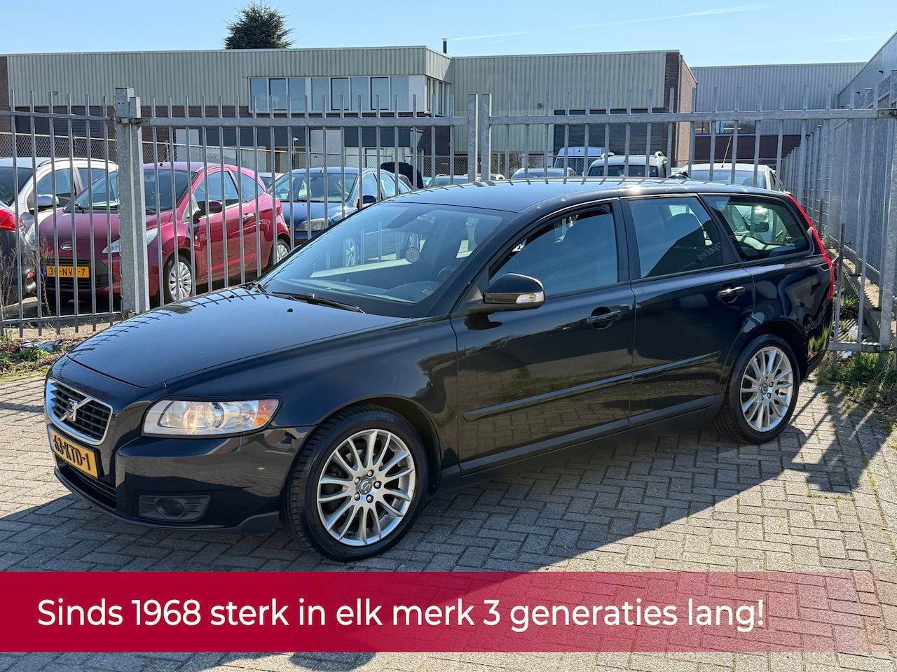 Volvo V50 - 1.8 Sport! 2e EIGENAAR NL AUTO NAP! Airco l Cruise l AFNEEM TREKHAAK l PDC l LMV l MTF-STU - AutoWereld.nl