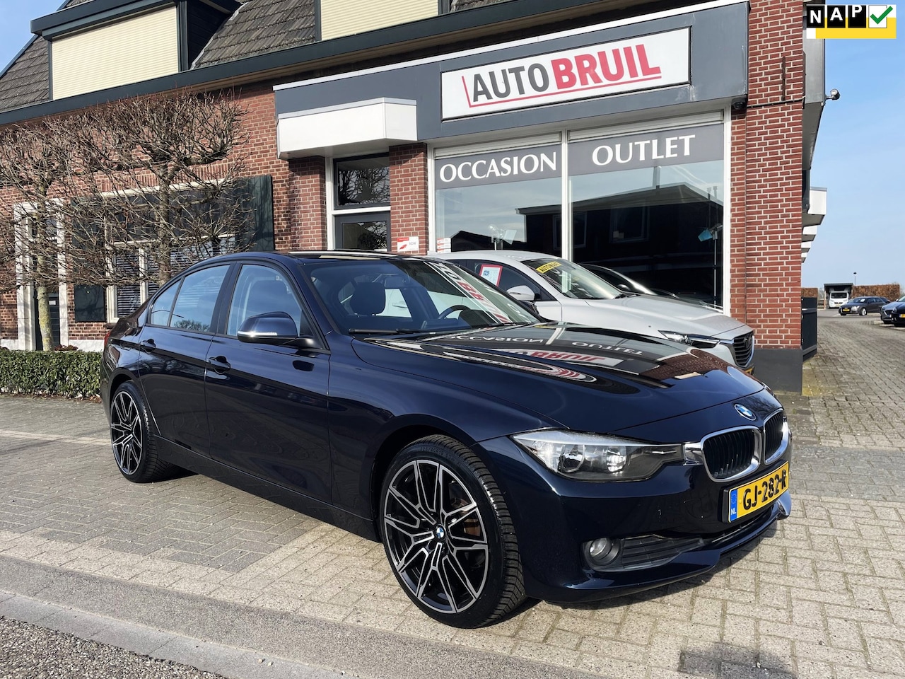 BMW 3-serie - 316i Business Aut./ Ned auto /Navi /Clima/ - AutoWereld.nl