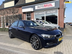 BMW 3-serie - 316i Business Aut./ Ned auto /Navi /Clima/