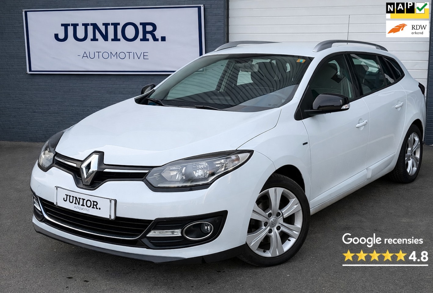 Renault Mégane Estate - 1.5 dCi Bose LEDER/STOELVERWARMING/KEYLES/NAVI/CRUISE/CLIMA - AutoWereld.nl