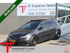 Volkswagen Golf - 2.0 TSI GTI Clubsport Automaat/Panoramadak/Apple carplay/Navigatie/Bearlock/Kleppensysteem