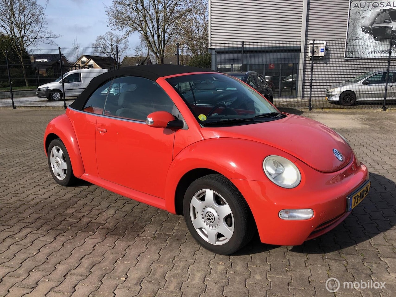 Volkswagen New Beetle Cabriolet - Nw Kap 1.6 - AutoWereld.nl