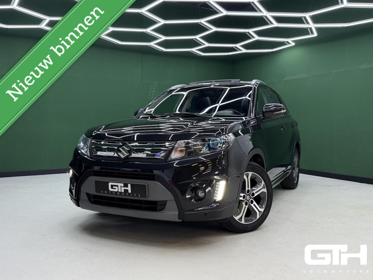 Suzuki Vitara - 1.6 High Executive Automaat | Navi | Pano NAP - AutoWereld.nl