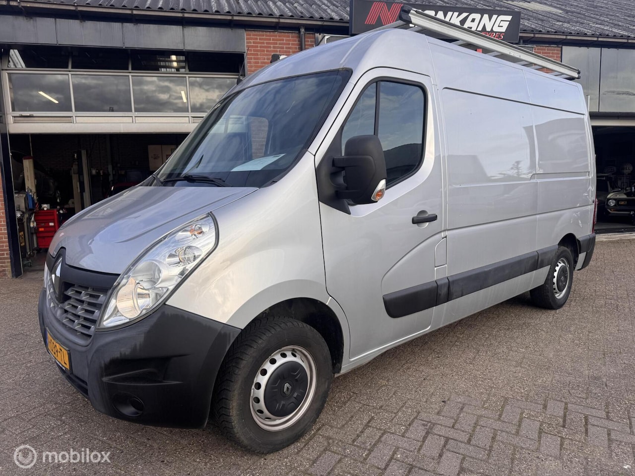 Renault Master - bestel T33 2.3 dCi L2H2 Energy - AutoWereld.nl