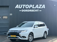 Mitsubishi Outlander - 2.4 PHEV Pure TREKHAAK |APPLE CARPLAY |