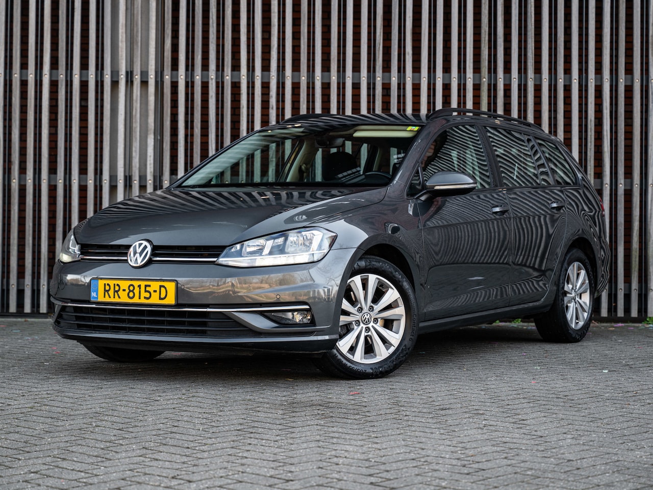 Volkswagen Golf Variant - 1.6 TDi 116pk H6 Comfortline |EX BPM| Navi|ClimateControl|PDC| - AutoWereld.nl