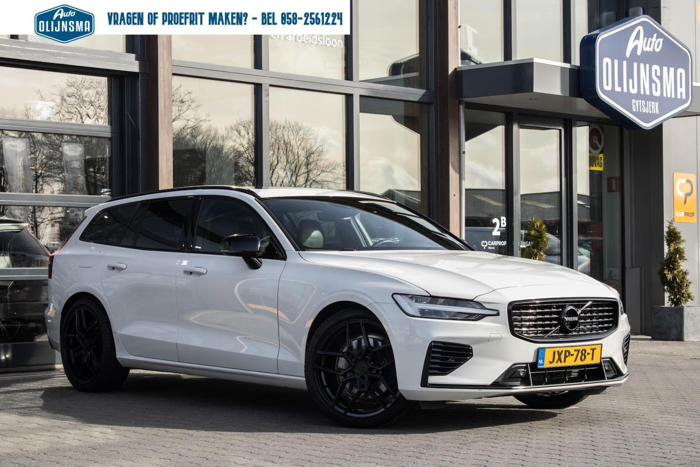 Volvo V60 - 2.0 T8 AWD R-Design|Trekhaak|Leder|Memory - AutoWereld.nl