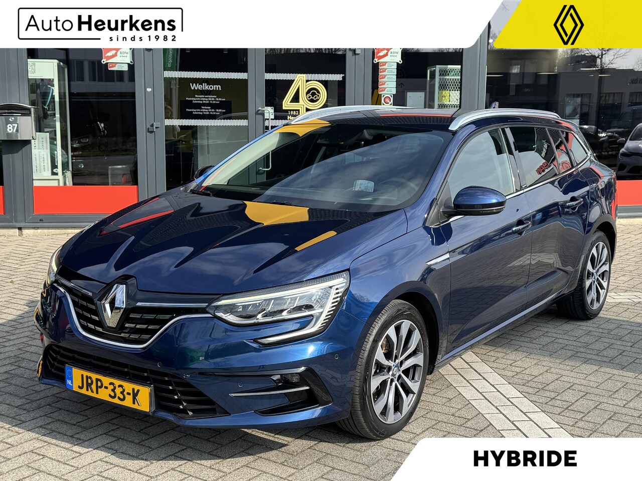 Renault Mégane E-Tech - Estate Plug-In Hybrid 160 Intens | Pack Parking | Head-up Display | Verwarmbare voorstoele - AutoWereld.nl