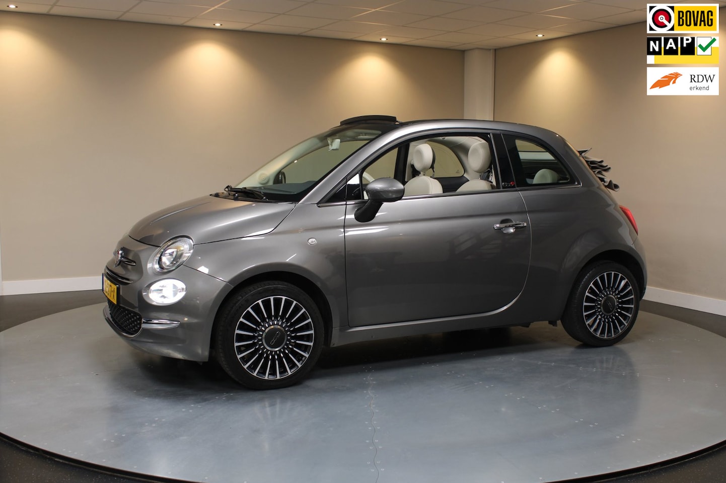 Fiat 500 C - 0.9 TwinAir Turbo Lounge *Top onderhouden!* Cruise|Navi|DAB|PDC|NAP - AutoWereld.nl