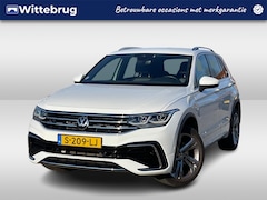 Volkswagen Tiguan - 1.4 TSI eHybrid 245PK DSG R-Line Business+ / Elec. Trekhaak / App. Connect / Achteruitrijc