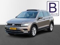 Volkswagen Tiguan - 1.4 TSI 4Motion Highline /Nieuwstaat /Pano/Camera/Led/Navi/18 " /Ada Cruise/