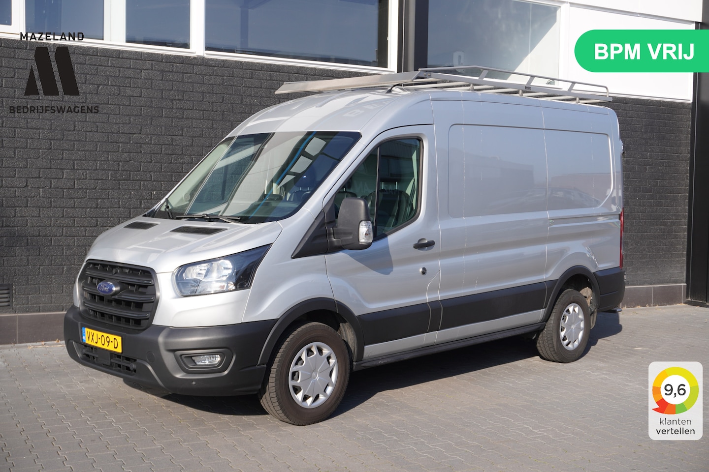 Ford Transit - 2.0 TDCI 130PK Automaat L2H2 EURO 6 - Airco - Navi - Cruise - Camera - € 18.950,- Excl. - AutoWereld.nl