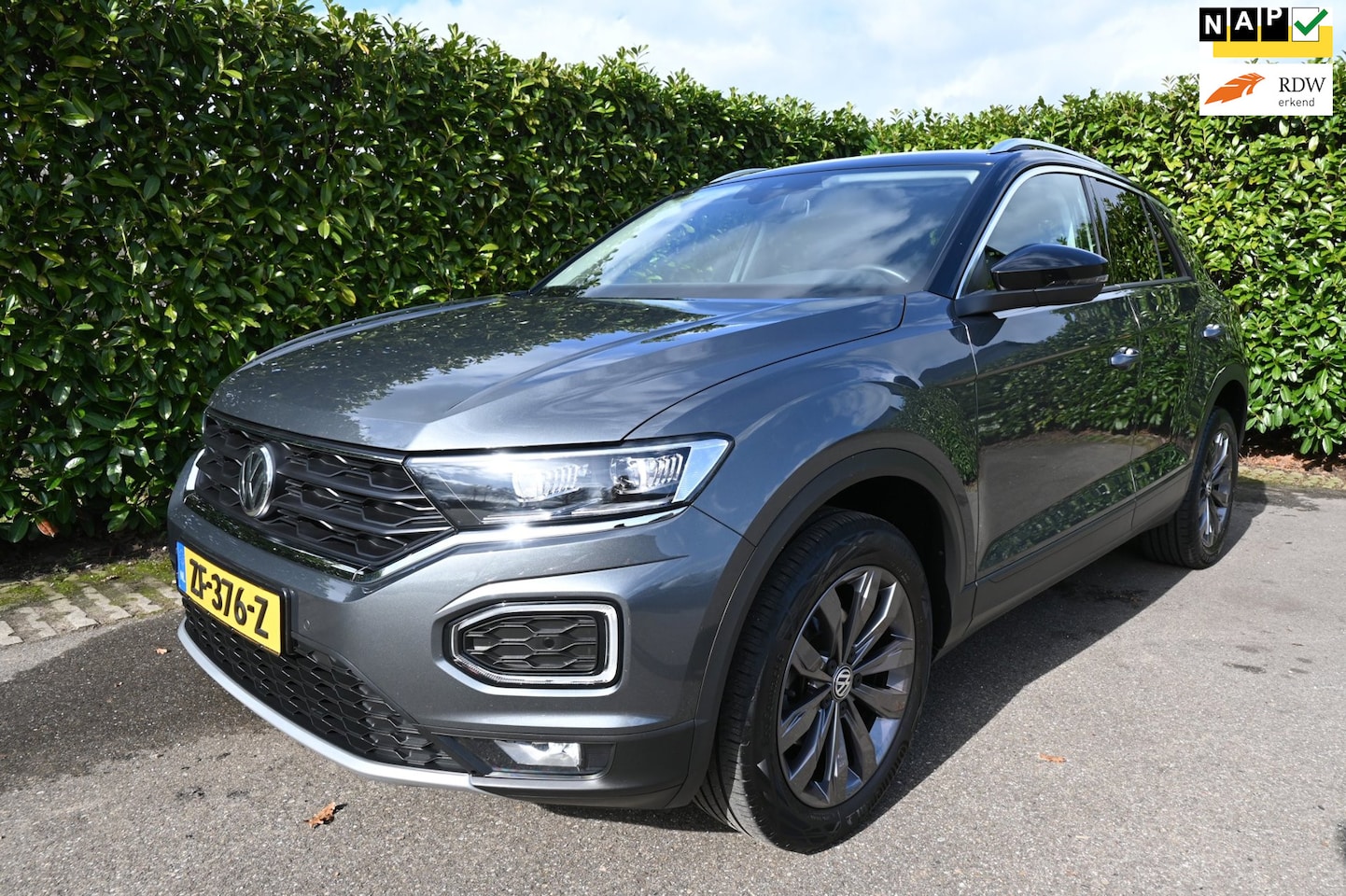 Volkswagen T-Roc - 1.0 TSI Style. Origineel Nederlandse auto met NAP. - AutoWereld.nl