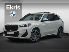 BMW X1 - sDrive20i M Sport Pro / Trekhaak / Panoramadak / Keyless entry / Adaptieve LED koplampen /