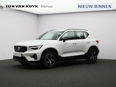 Volvo XC40 - 2.0 B4 Plus Dark / Trekhaak / Stoel+stuur+voorruitverwarming / Harman Kardon / Elektr. bed