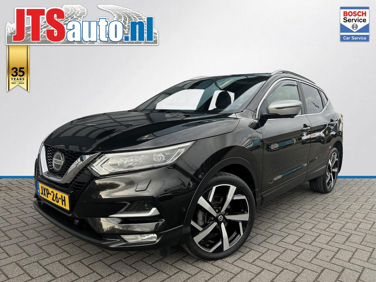 Nissan Qashqai - 1.3 DIG-T 160pk Aut. Tekna+, Leder, Pano, Trekhaak - AutoWereld.nl