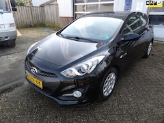 Hyundai i30 - 1.6 GDI i-Drive Cool airco navi geen riem maar ketting