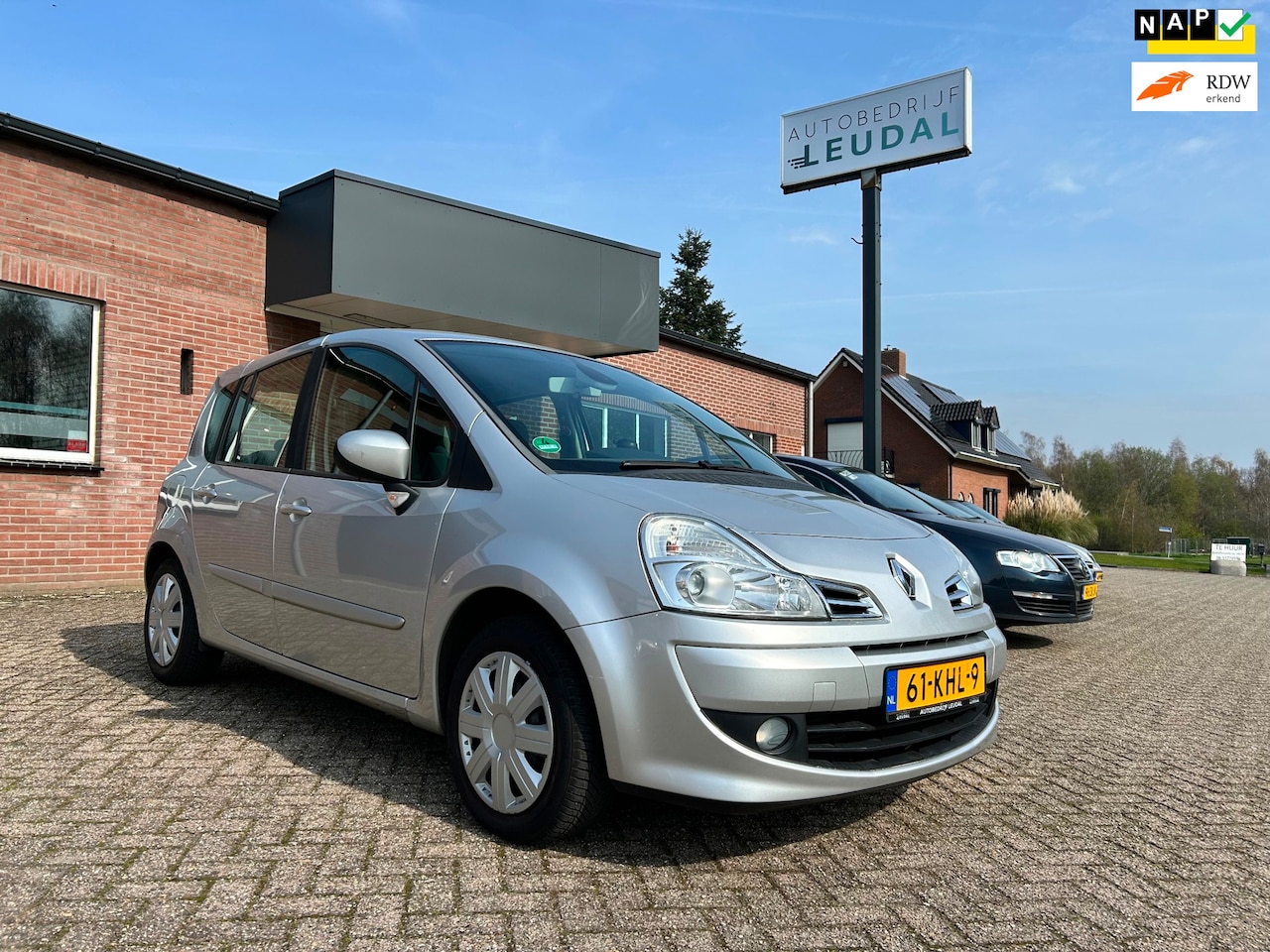 Renault Grand Modus - 1.2 TCE Dynamique // APK 30-11-2026 - AutoWereld.nl