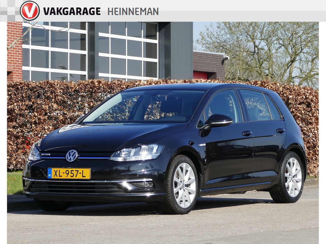 Volkswagen Golf - 1.5 TSI Highline | Apple Carplay/Android auto | navigatie | digitaal dashboard - AutoWereld.nl