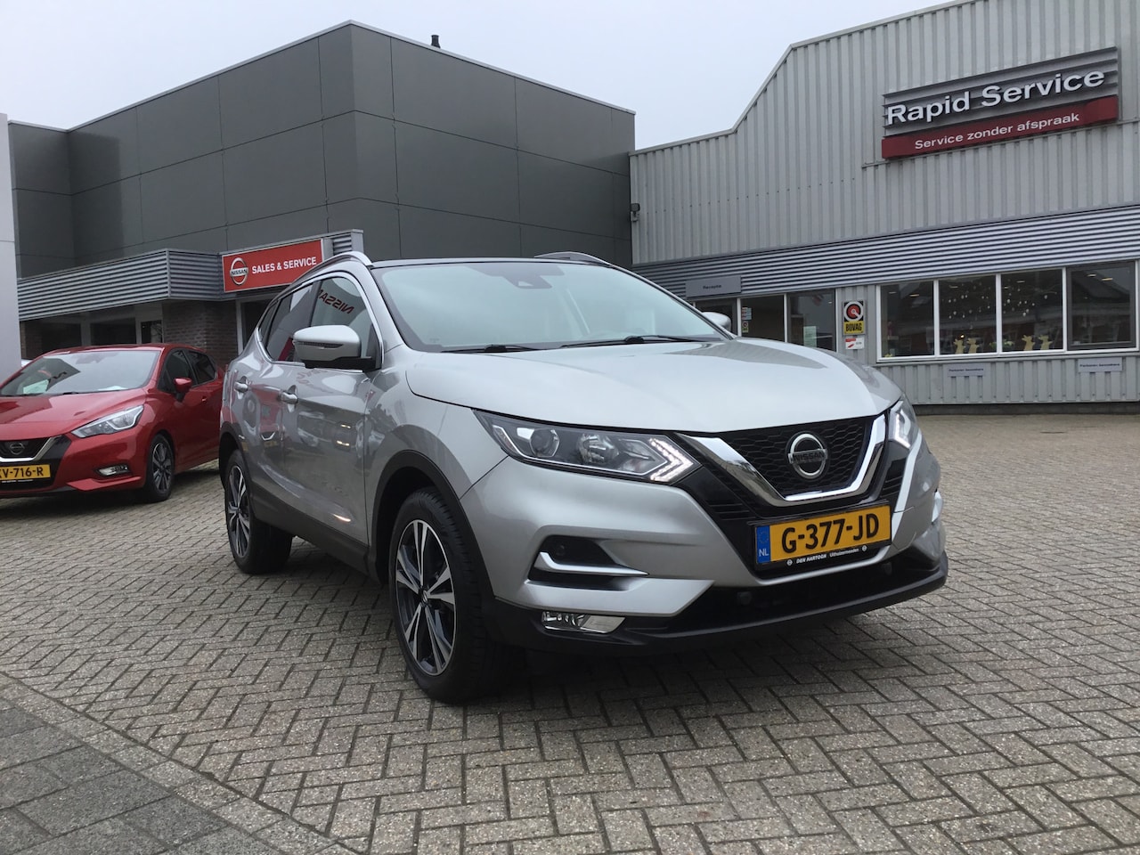 Nissan Qashqai - 1.3 DIG-T N-Connecta + Design Pack - AutoWereld.nl