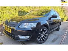 Skoda Octavia Combi - 1.6 TDI Greentech Edition Businessline