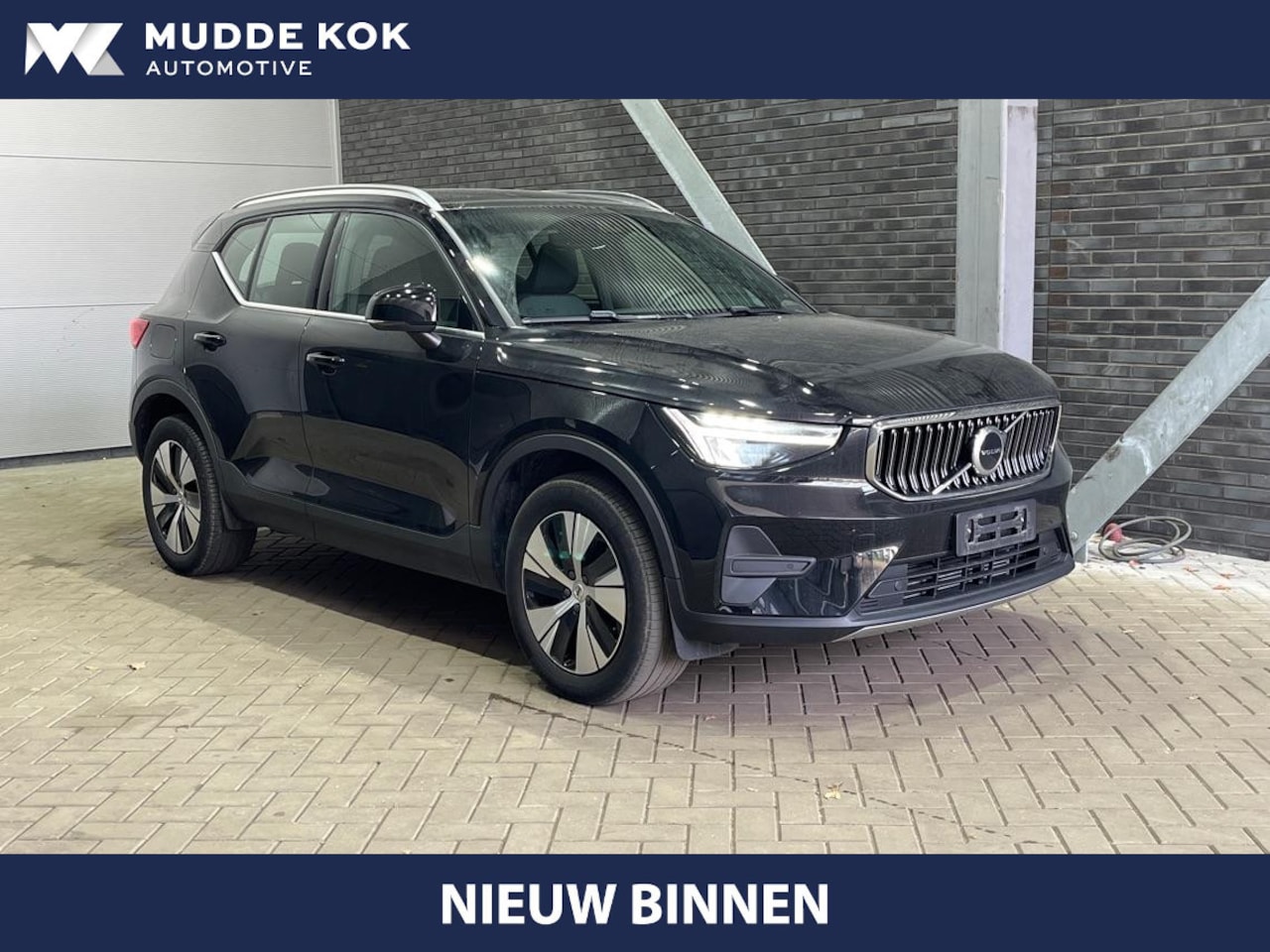 Volvo XC40 - T4 Plug-in hybrid Core Bright | Camera | Keyless | Apple Carplay | Elektrische Achterklep - AutoWereld.nl