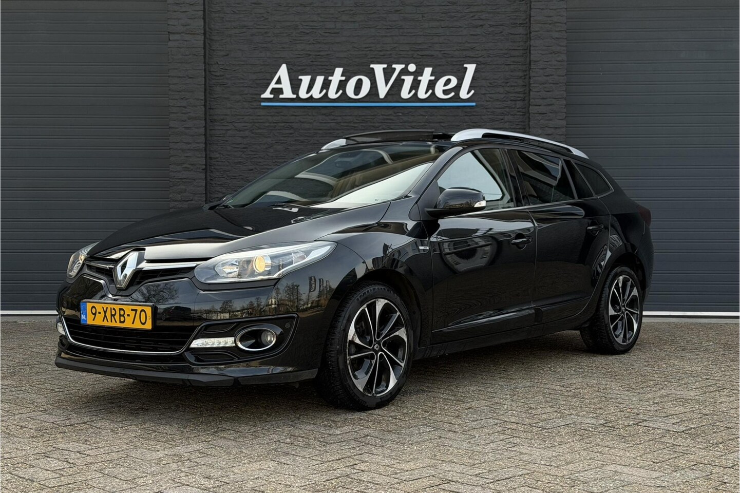 Renault Mégane Estate - 1.2 TCe Bose | Pano | Camera | Keyless entry | NAP - AutoWereld.nl