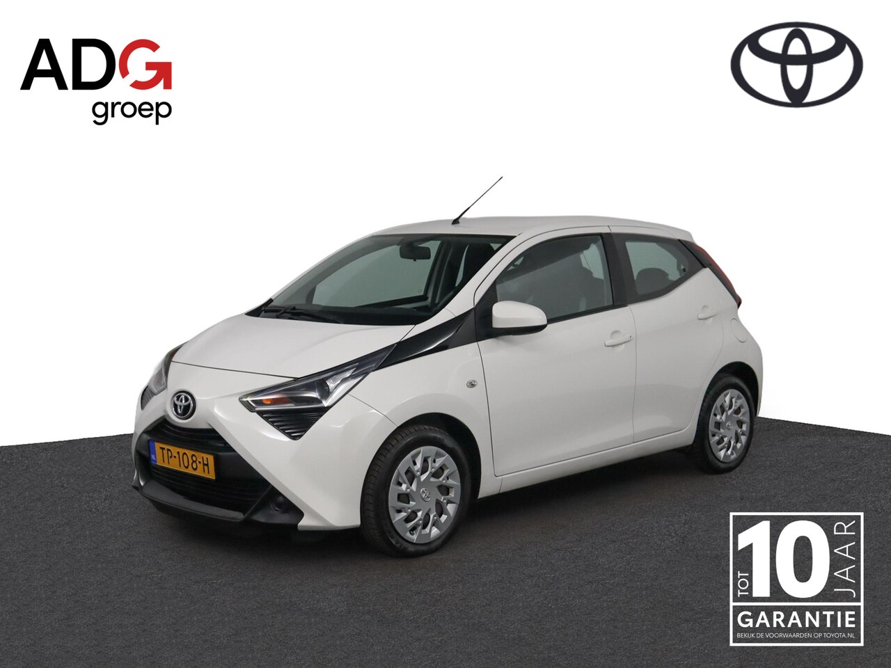 Toyota Aygo - 1.0 VVT-i x-play | Apple Carplay/Android Auto | Parkeercamera | Airco | - AutoWereld.nl