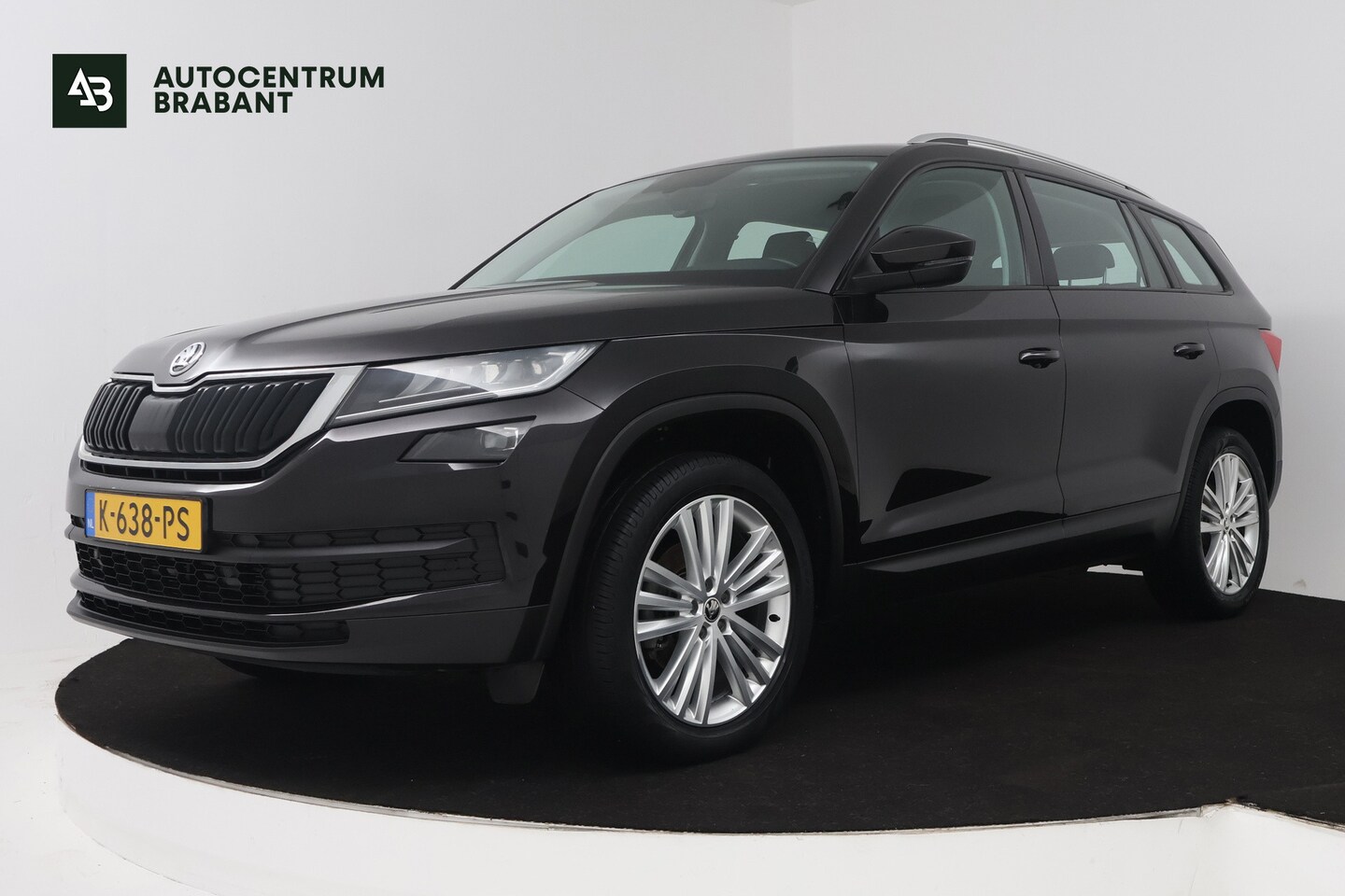Skoda Kodiaq - 1.5 TSI Business Edition (ACHTERUITRIJCAMERA, NAVIGATIE, CARPLAY, CRUISE CONTROL, PARKEERS - AutoWereld.nl