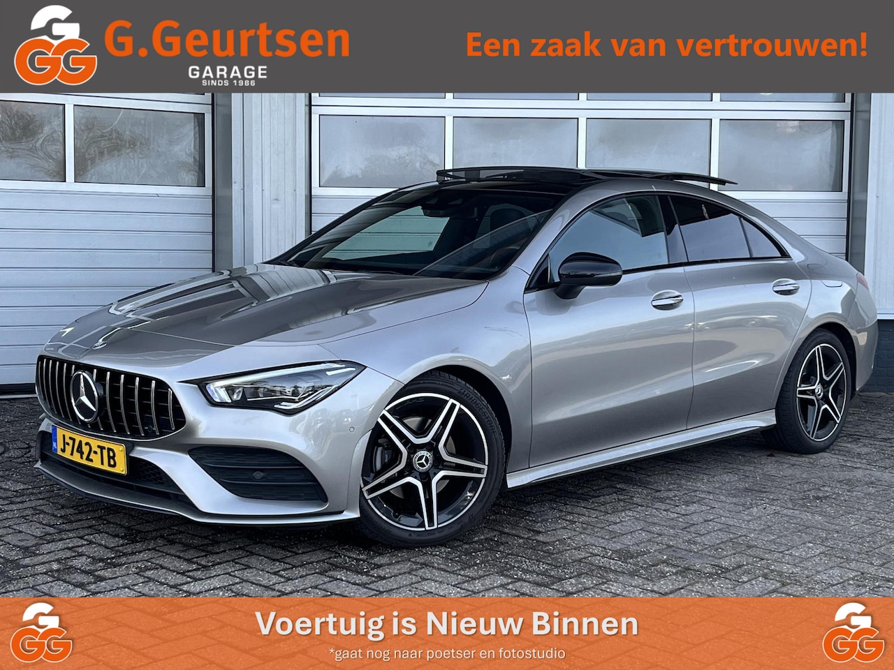 Mercedes-Benz CLA-Klasse - 180 AMG Panoramadak, Burmester, Memory, Widescreen, Sfeerverlichting - AutoWereld.nl