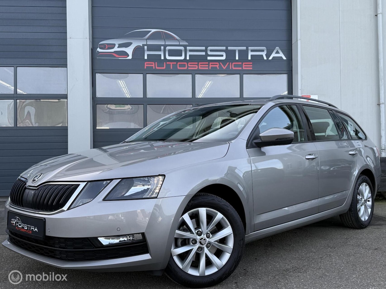 Skoda Octavia Combi - 1.0 TSI Camera CarPlay Trekhaak Clima - AutoWereld.nl